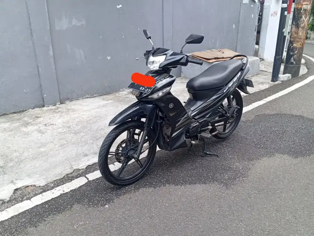 di jual cepat Yamaha Vega ZR Thn 2012 warna hitam Tgn 1 BU. 5 jt nego