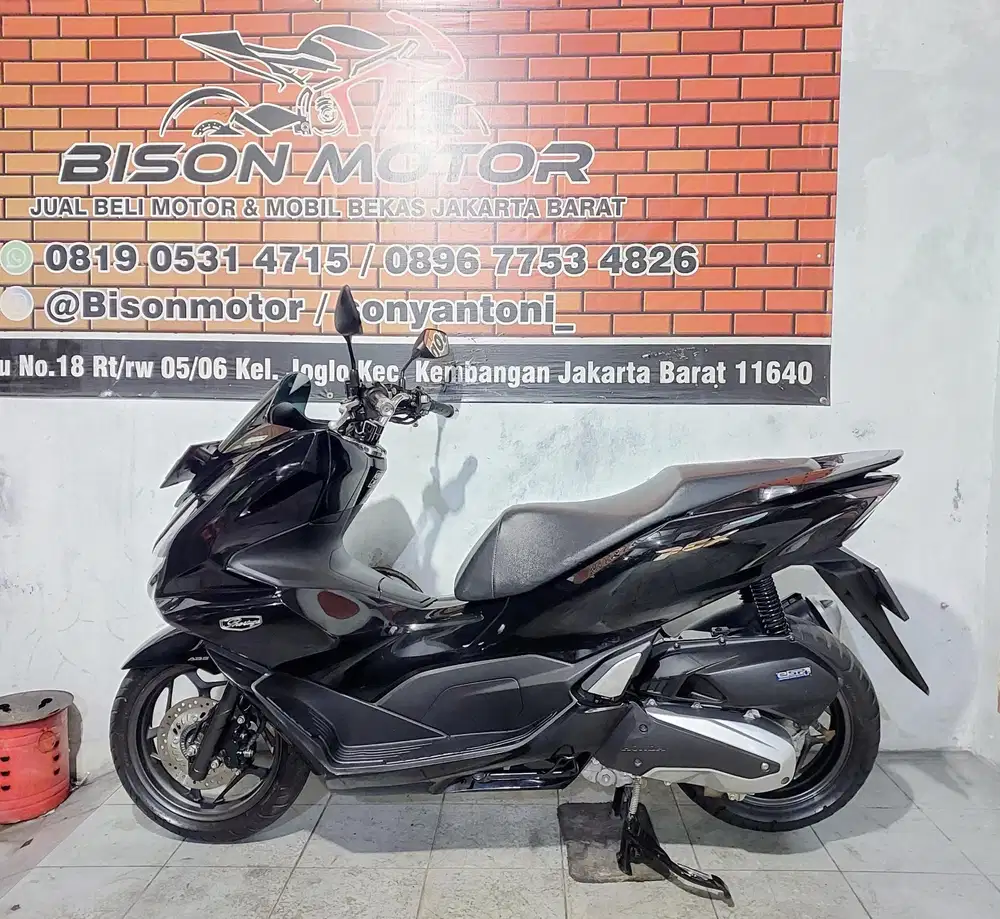 HONDA PCX ABS ISS 160 KEYLESS TAHUN 2022 ISTIMEWA HITAM GLOSSY
