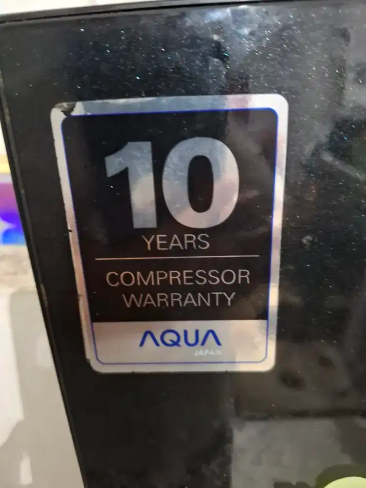 Kulkas aqua 2 pintu inverter