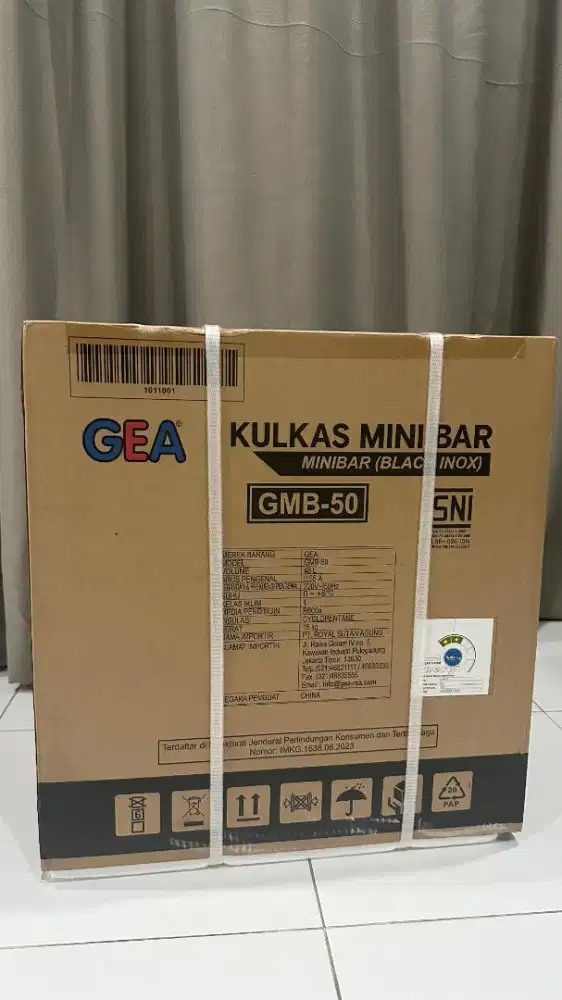 Dijual Kulkas Mini Bar GEA GMB-50 – Baru, Belum Pernah Dipakai!