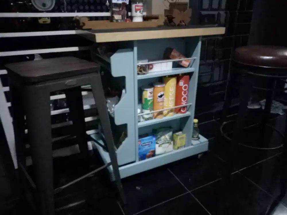 island table informa malaysia premium