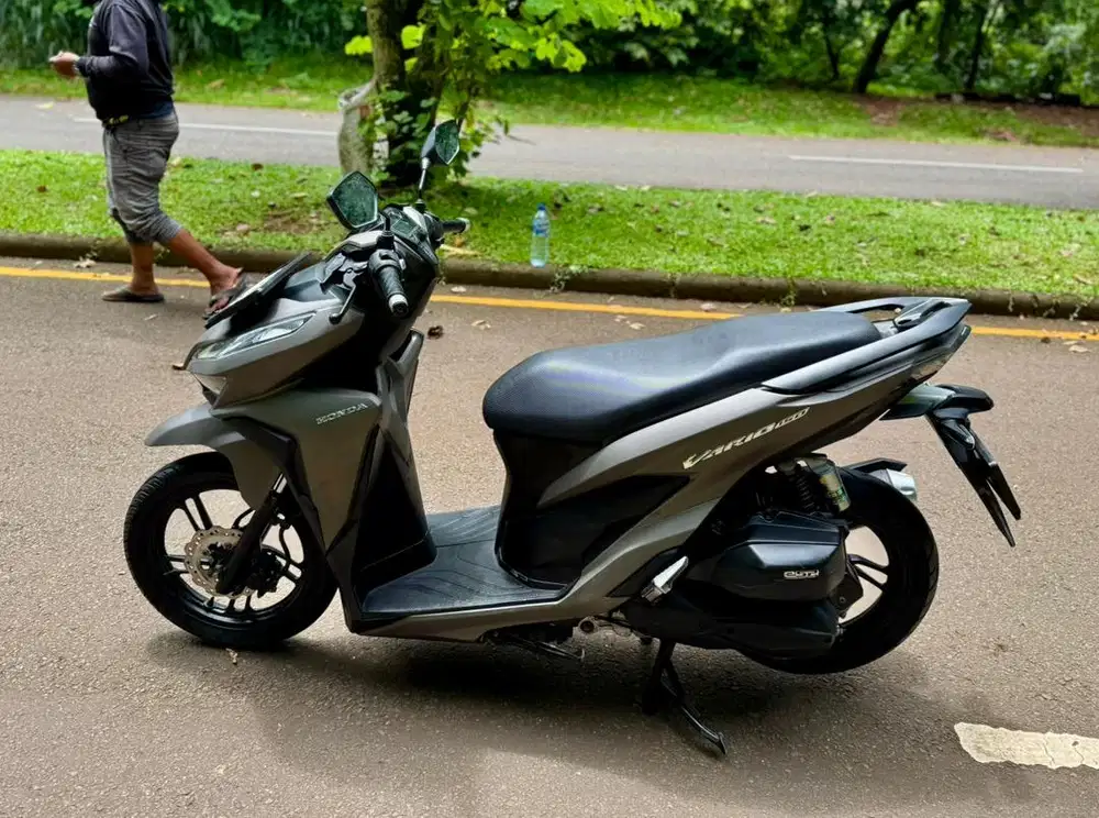Honda Vario 150 Keyless CBS ISS MULUSSS Pajak Hidup Panjang