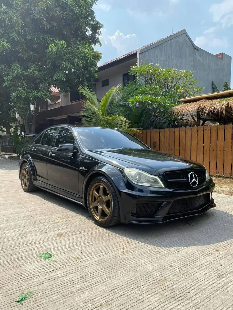 Mercedes Benz Mercy C200 W204 Convert Modifikasi C63 AMG Blackseries