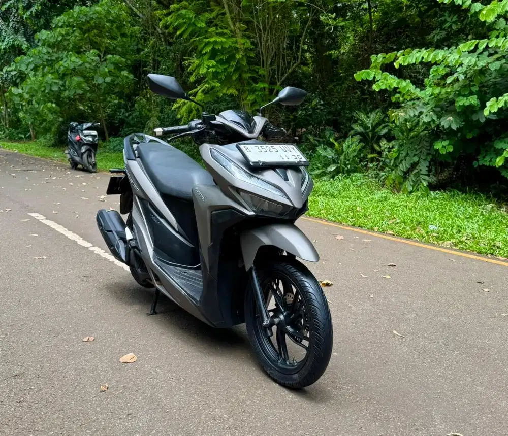Honda Vario 150 Keyless CBS ISS MULUSSS Pajak Hidup Panjang