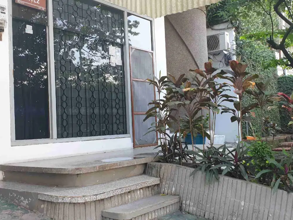 dijual rumah siap huni di sayap Lengkong besar bandung