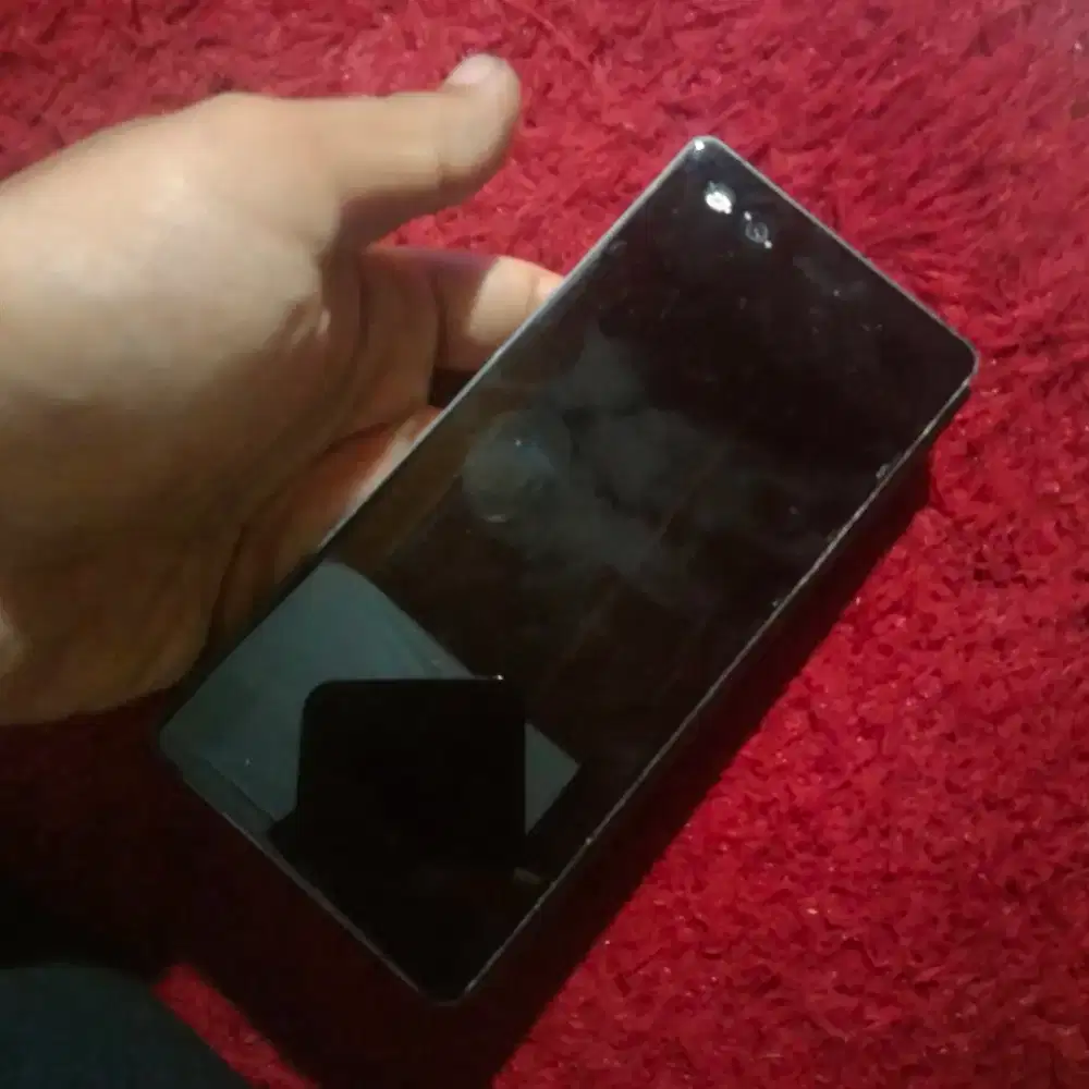 Handphone ZTE flip z999, Samsung tab 3v, iphone 6
