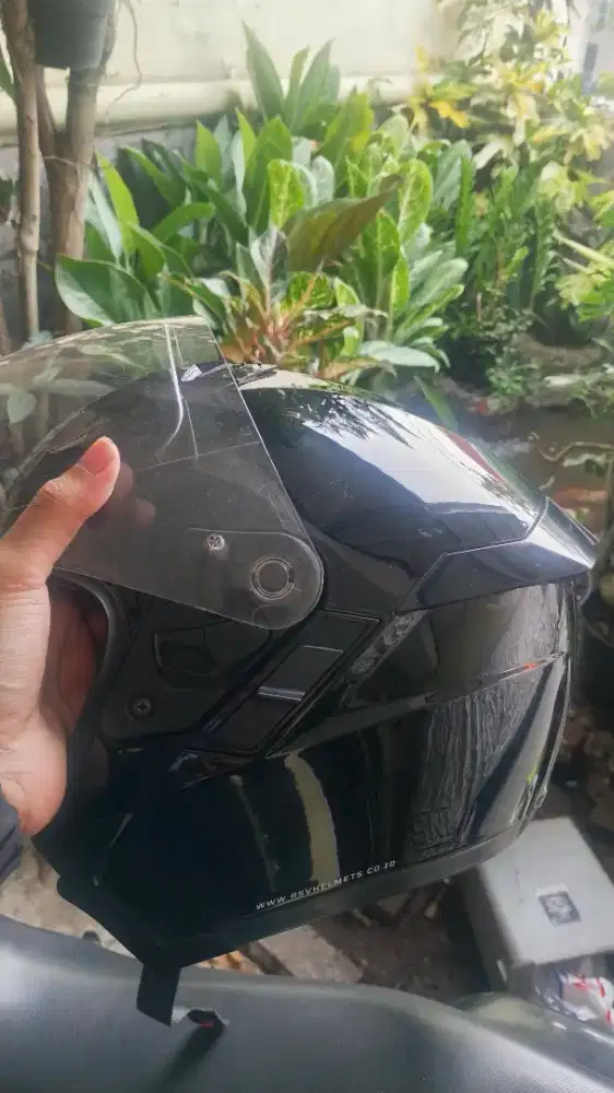 RSV SV300 Black Glossy Size L