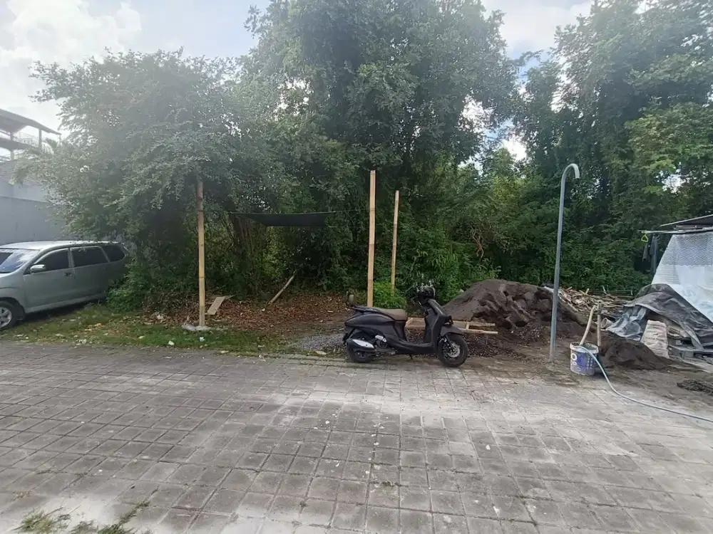 Tanah 2,55 are + 2,40 are dekat mall sidewalk jimbaran badung bali
