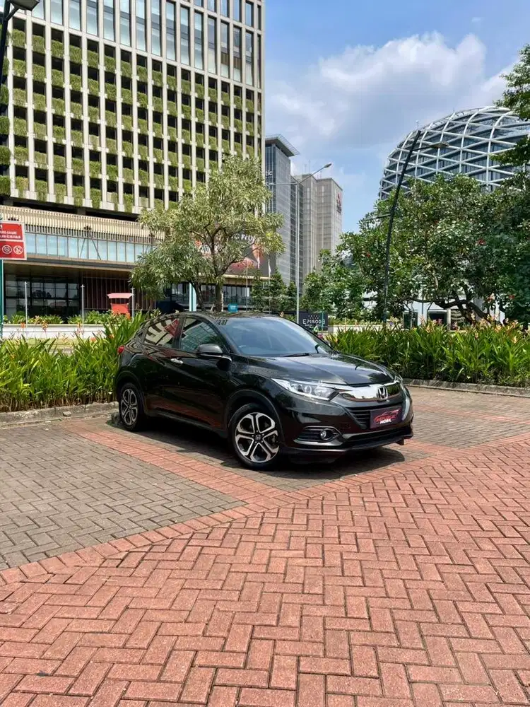 [Low Odo] Honda HR-V 1.5 E CVT 2020