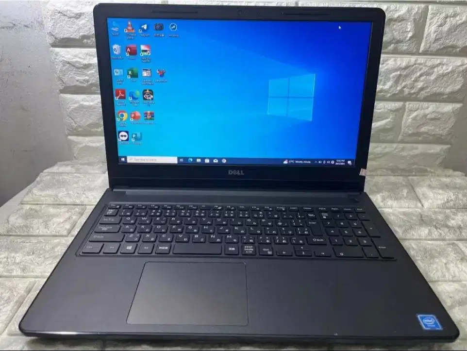 Laptop Dell Latitude 3581 Celeron Ram 8GB Layar 15inch N-WKJ