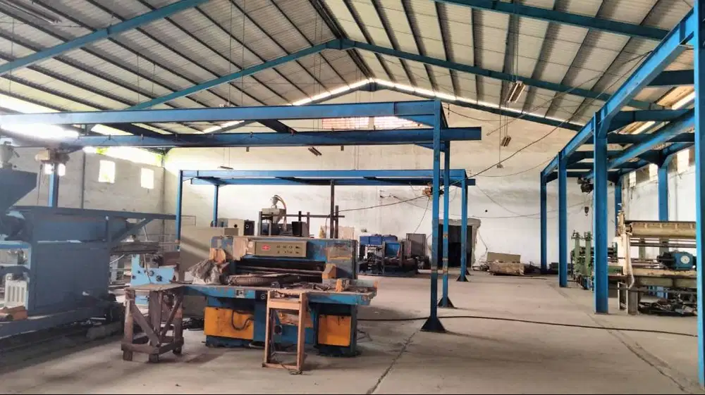 Dijual Cepat Tanah + Gudang di Mainroad Kopo Bandung
