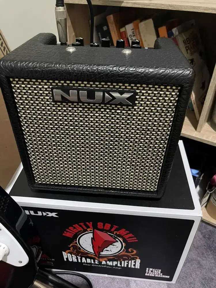 Amplifier Gitar elektrik NUX mighty 8bt MK2 baru 2 bulan