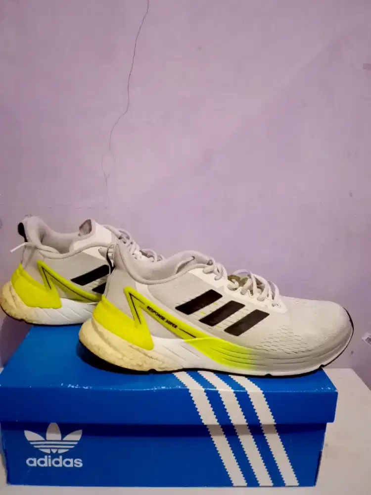 Sneakers Adidas Pria - Sepatu Adidas Cowok
