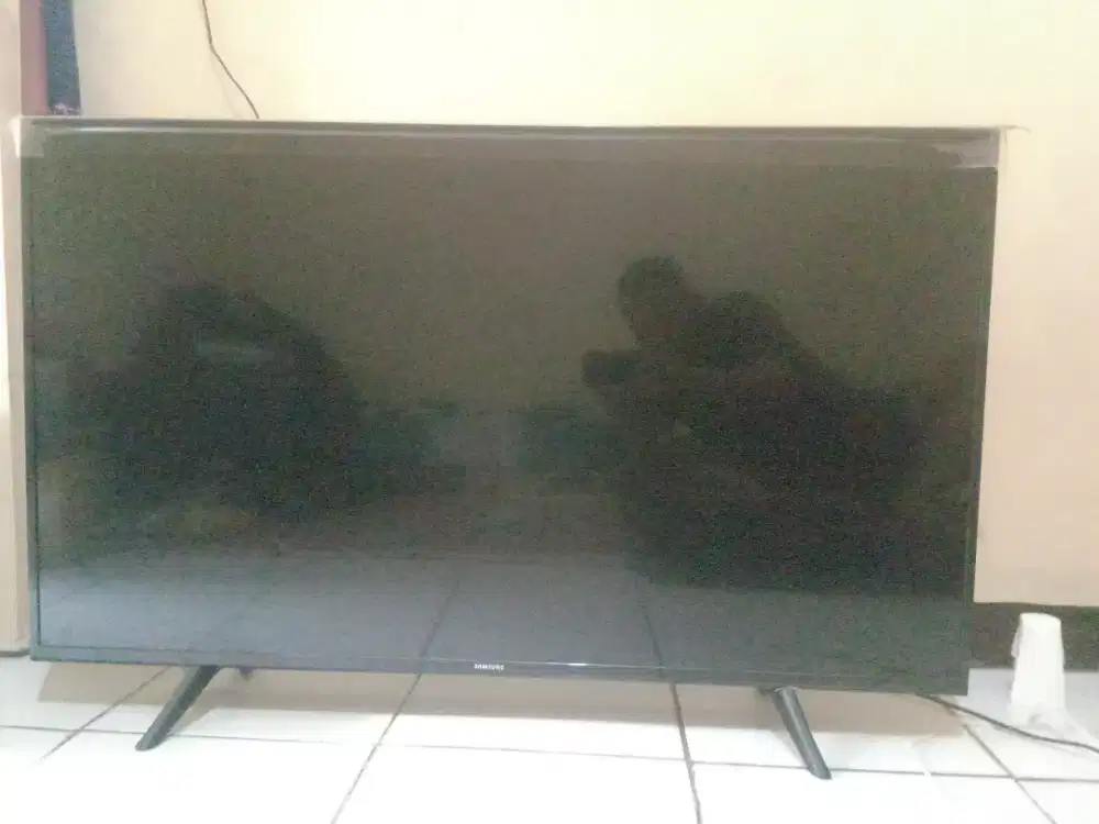samsung smart tv 43 inchi