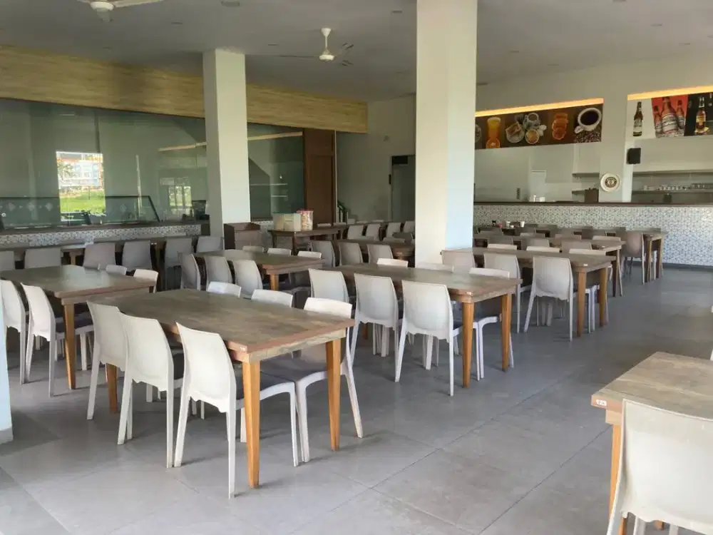DIJUAL CEPAT  RUKO GANDENG 3 LA RIVIERA PIK 2. POSISI HOEK BOULEVARD