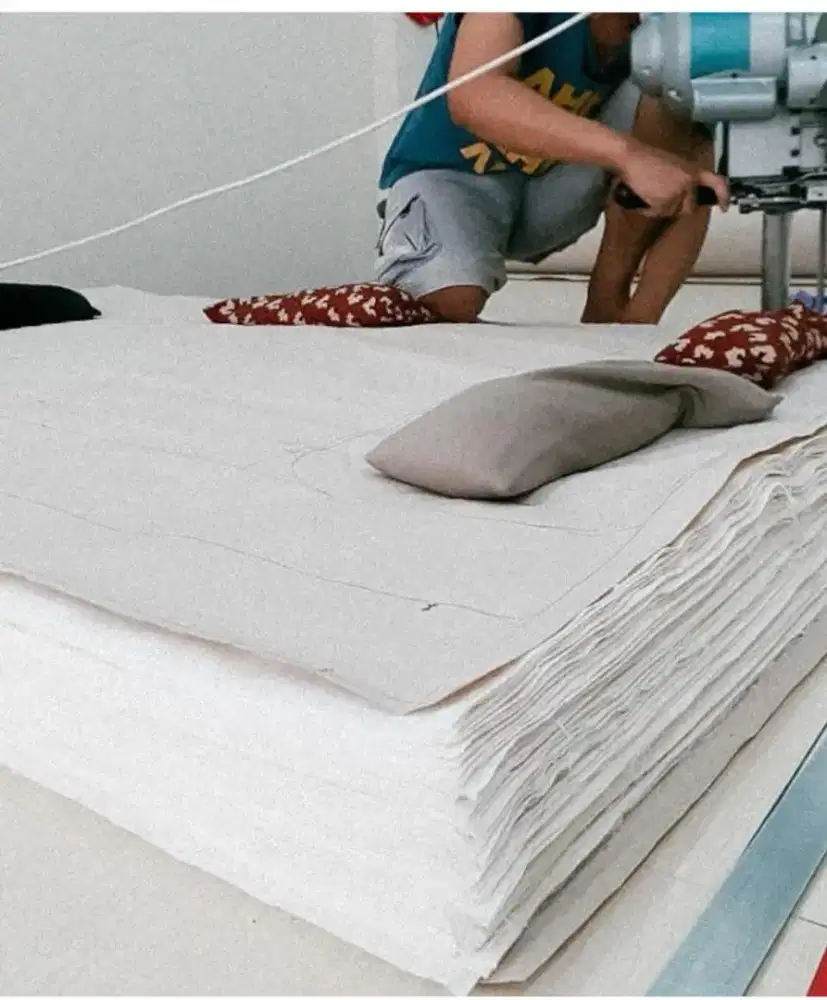 Mencari kerja tukang potong kain