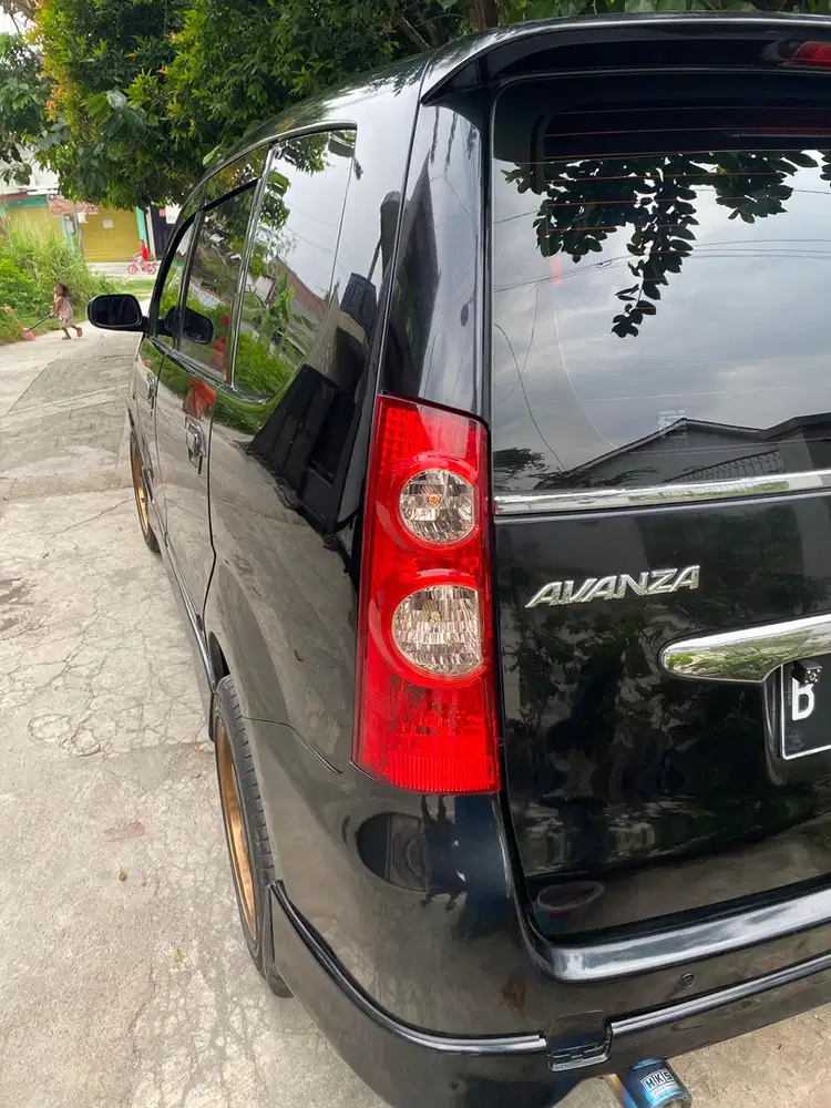 Toyota Avanza S AT Matic
