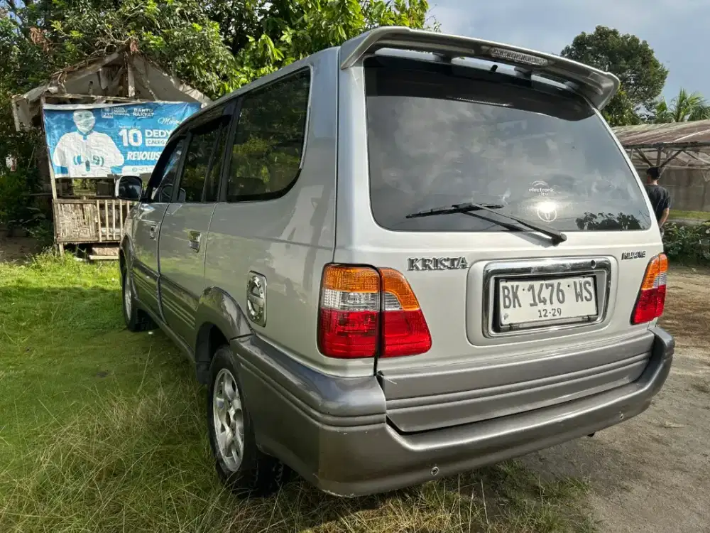 Kijang krista diesel 2001