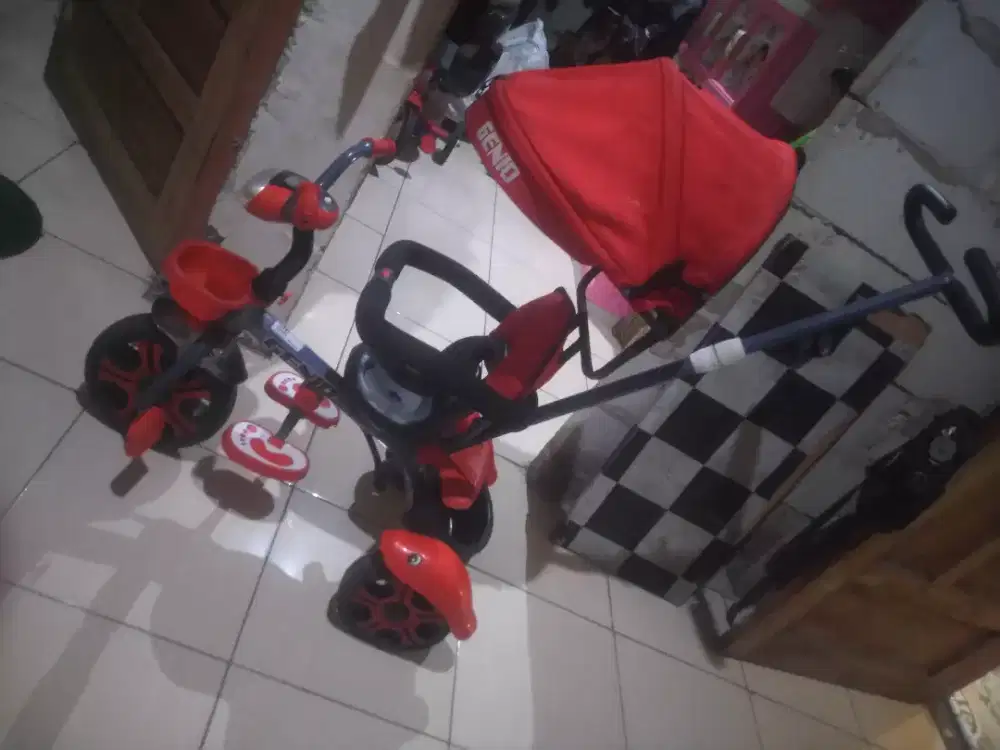 Sepeda anak roda tiga GENIO