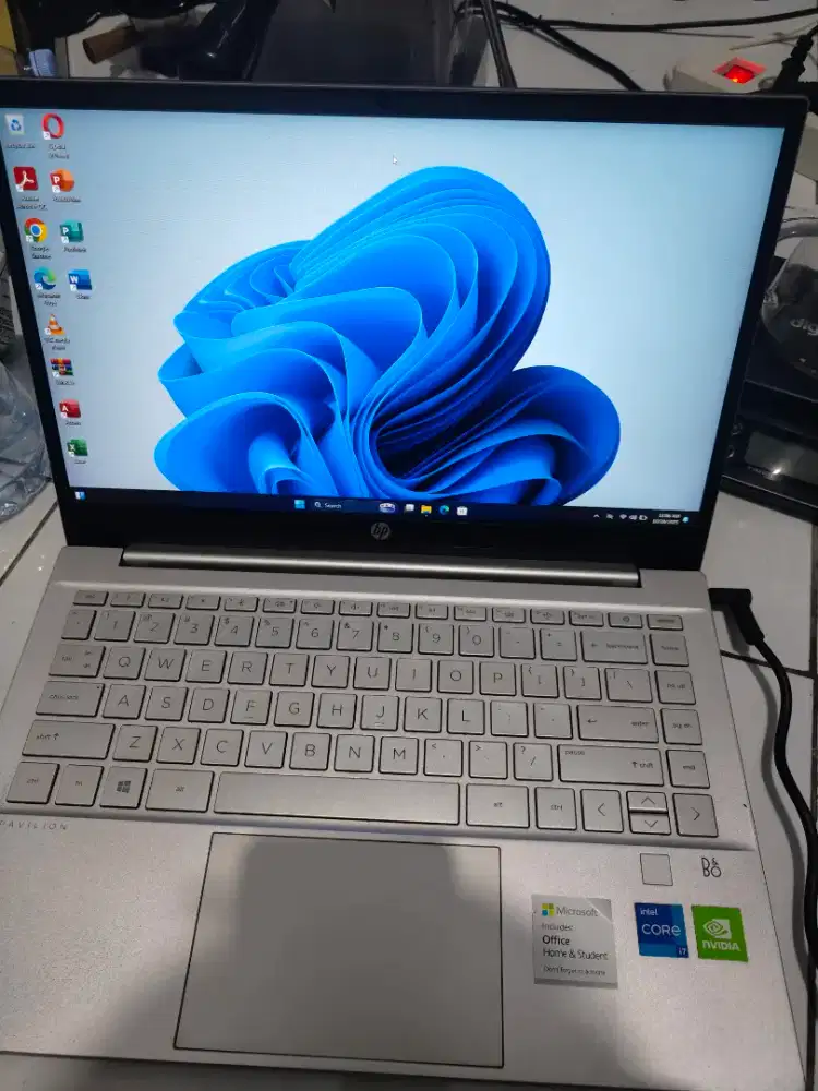 Laptop HP pavillion 14 dv0516tx i7gen 11