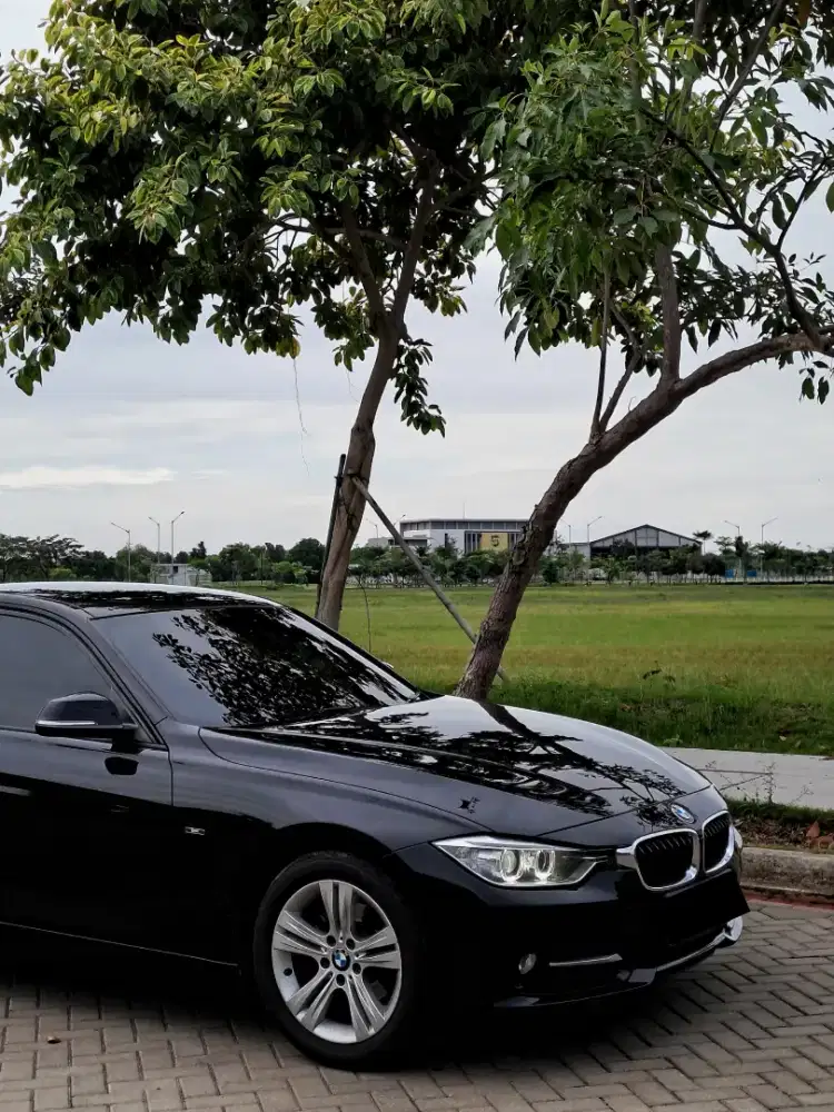 [KM 40RBAN]BMW 320i F30 Sport AT 2015 BMW 320i F30 2015 BMW 320i