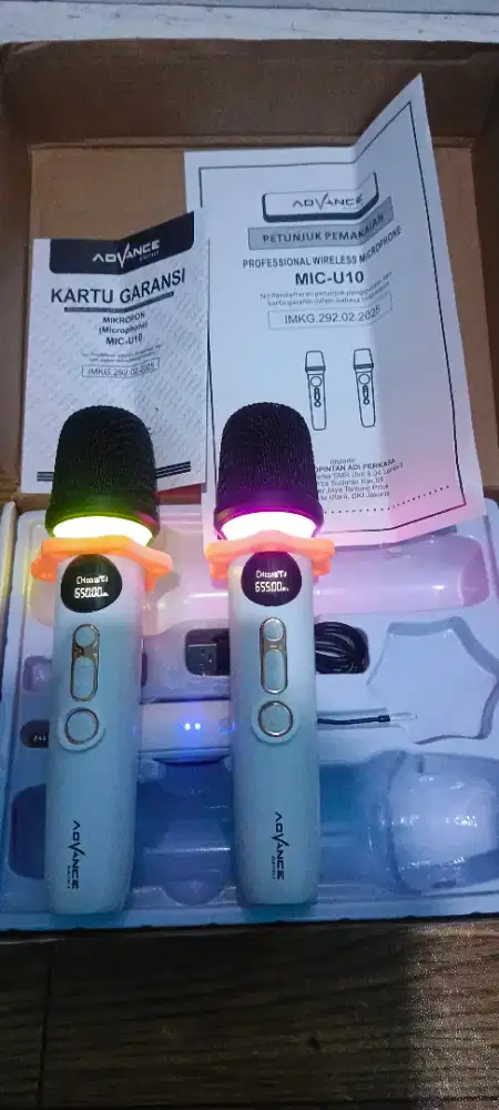 Mic wireless universal ADVANCE U10 RGB charger