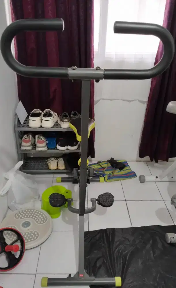 Alat olahraga squat