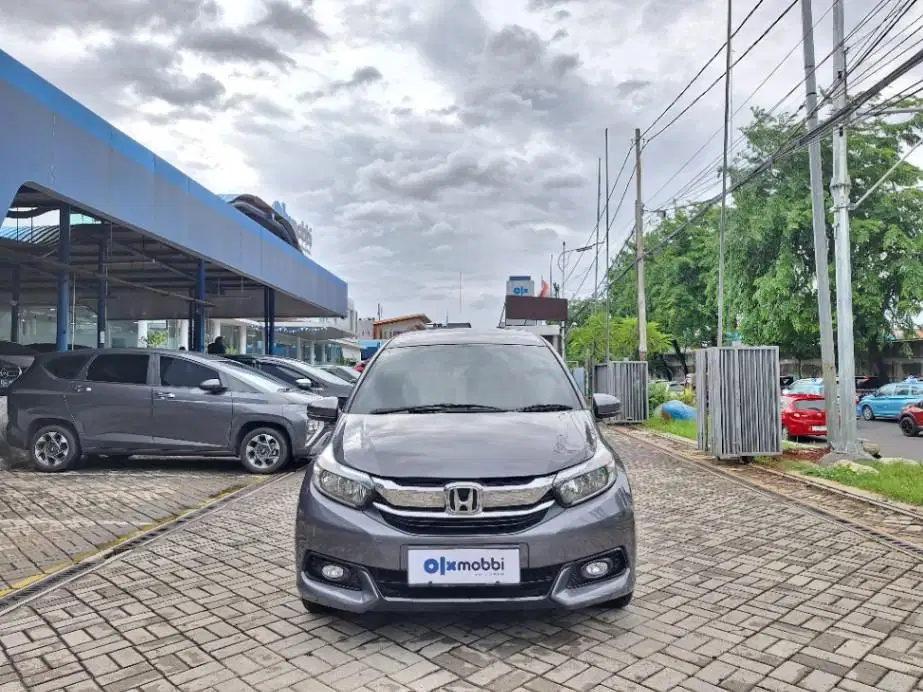DP MURAH Honda Mobilio 1.5 E Bensin-MT 2017 CFZOB