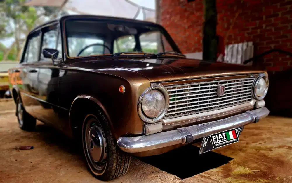 Fiat 124 berlina / bagong