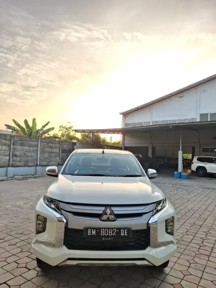 Triton 2022 GLS manual. Km 79rb antik