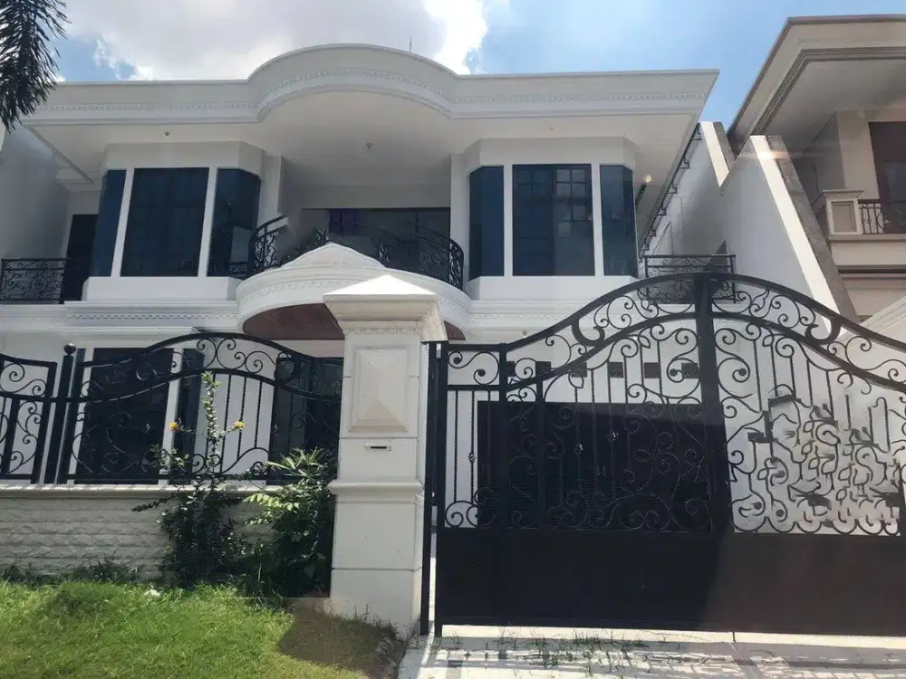 Disewakan rumah graha famili blok D