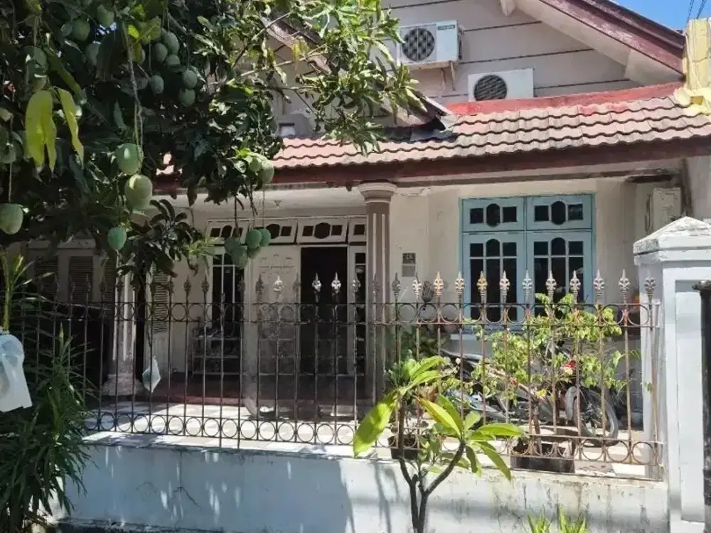 Rumah Lama Nirwana Eksekutif Terawat Row Jalan Kembar Dekat MERR