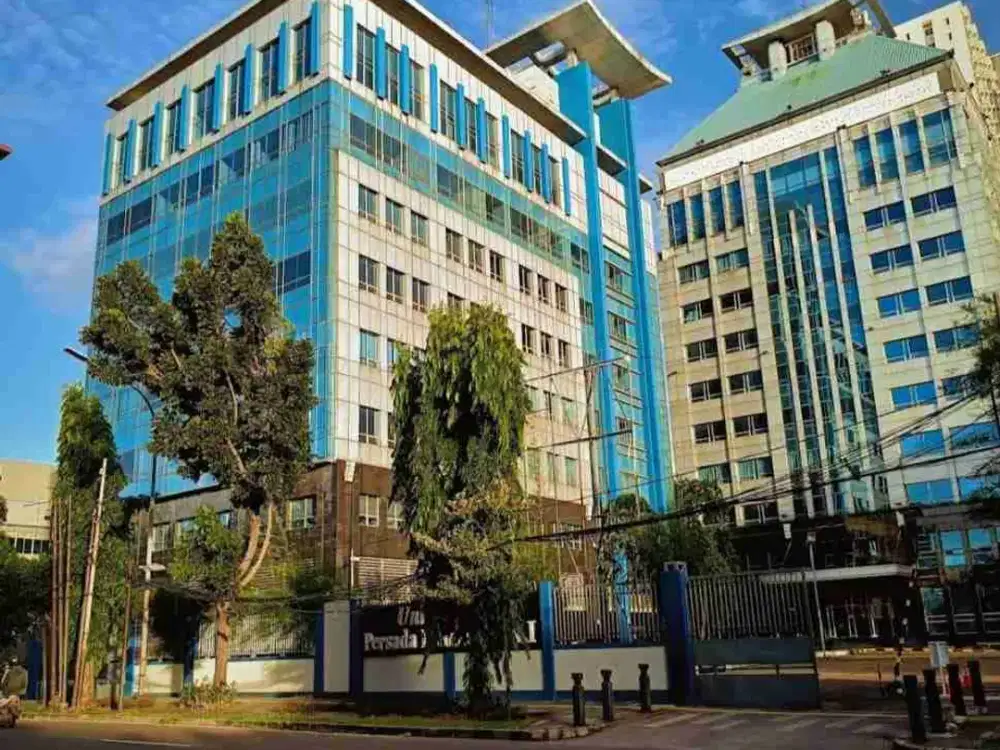 Dijual Murah Gedung Ex Kampus di Salemba Raya Paseban Senen Jakarta Pusat