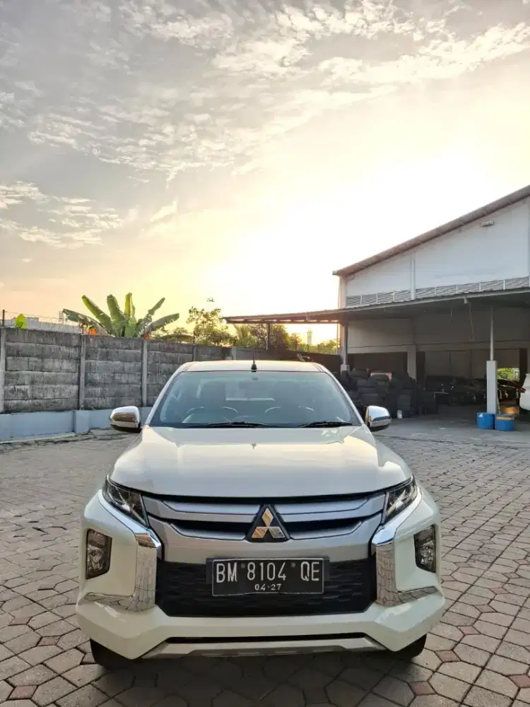 Triton 2022 GLS manual. Km 102rb