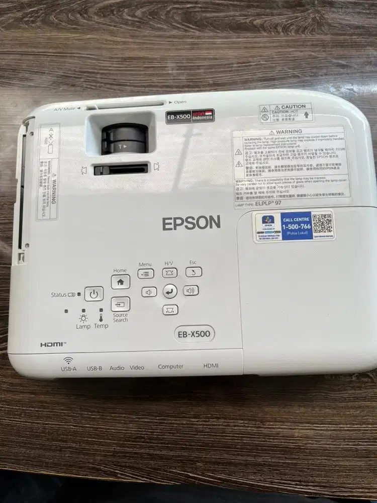 Proyektor EB-X500