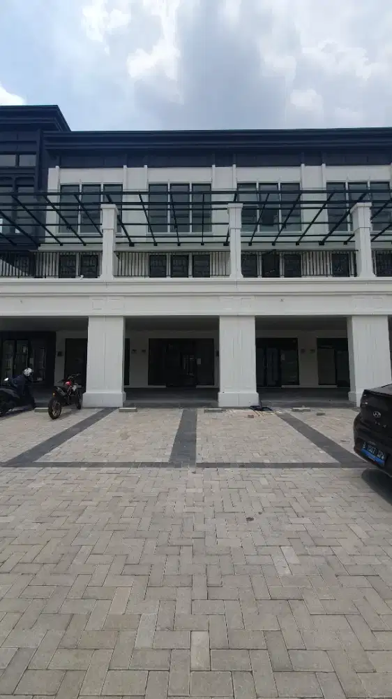 DiSewakan Ruko Hudson di Gading serpong 3lt hadap jalan bebas parkir