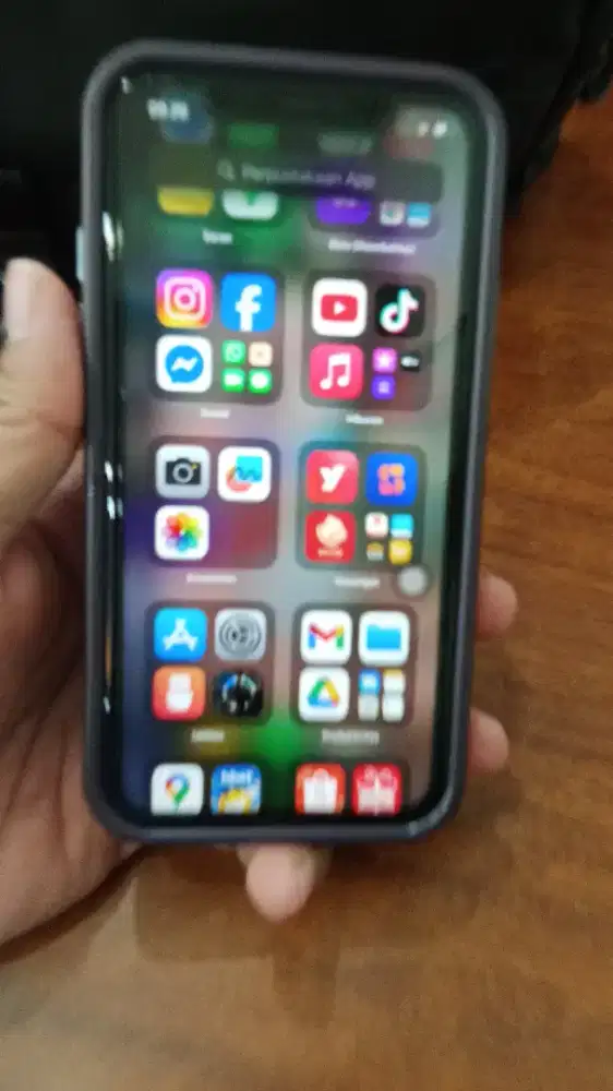 Jual hp second Iphone 11