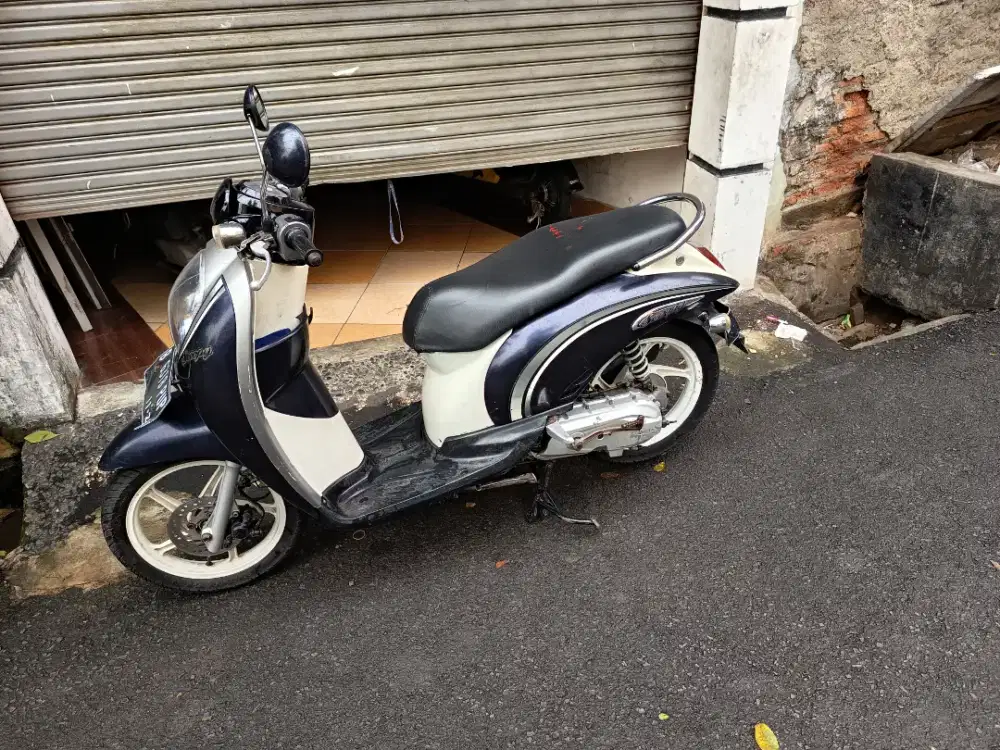 Honda Scoopy karbu 2012