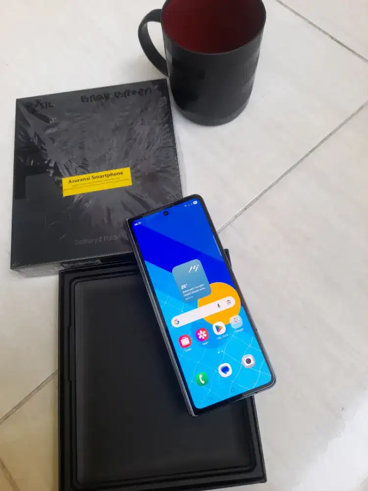 Samsung z fold4 12/512 layar dalam mati (bisa tt