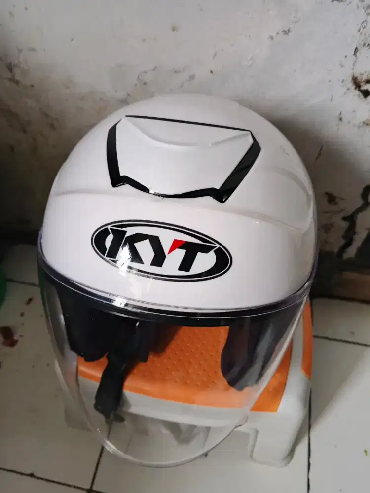 KYT Kyoto XL Baru (Salah Ukuran)