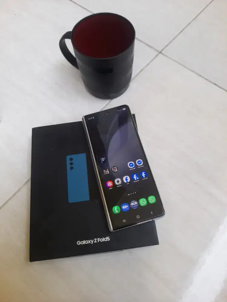Samsung z fold5 12/256 (bisa tt