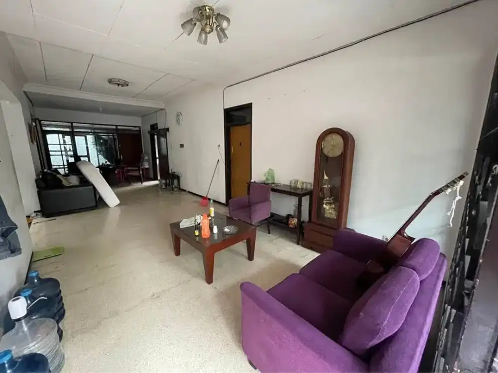 Rumah Terawat Bendul Merisi Siap Huni Dekat Margorejo