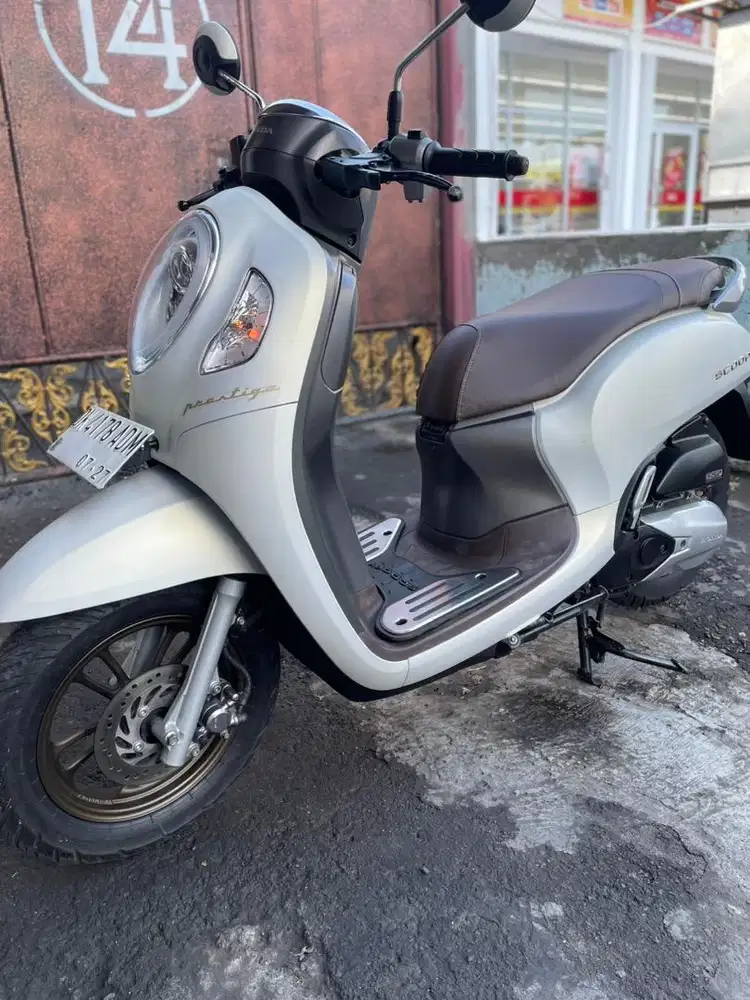 Scoopy prestige 2022 / bintang dewata motor /