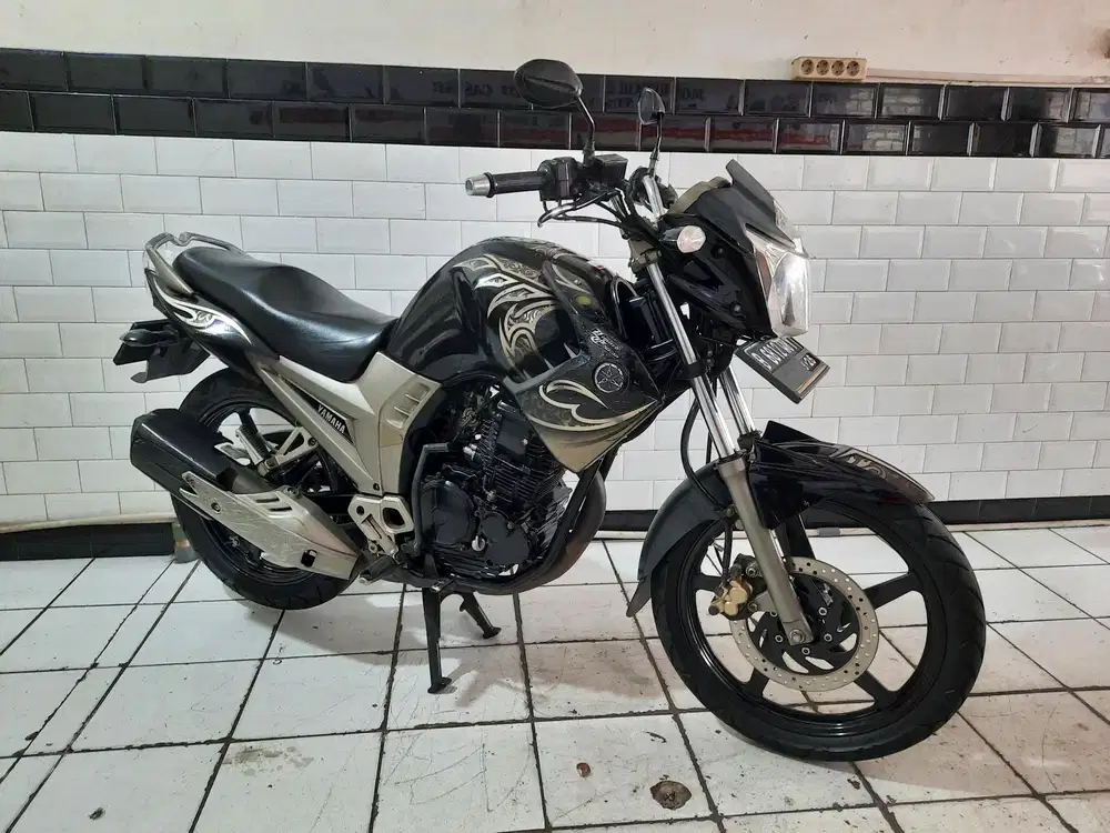 Yamaha scorpio limited edition tahun 2014 bagus orisinil