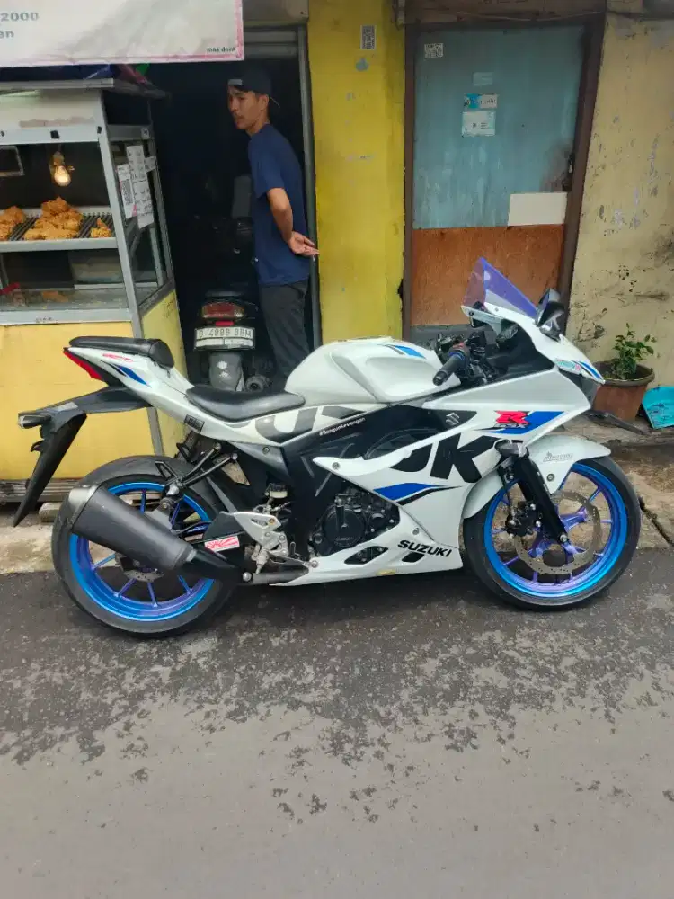 Suzuki GSX R150 2018