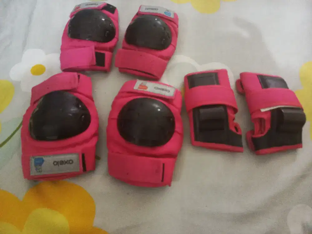 OXELO  Decathlon pelindung sepatu roda