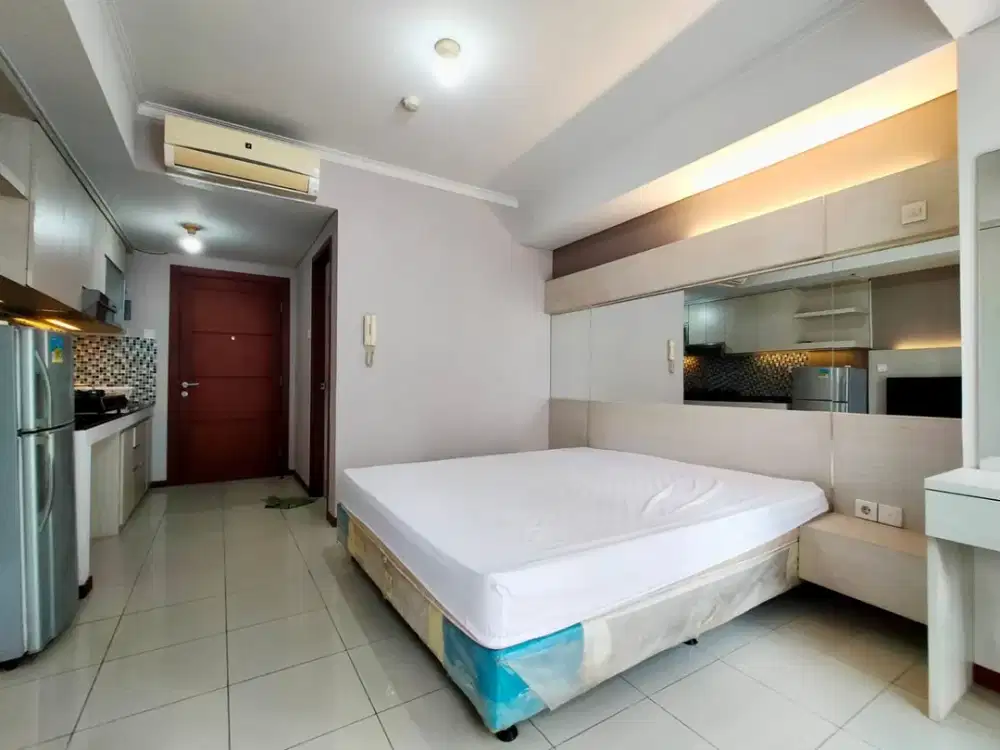 Disewakan Studio Full Furnish di Apartemen Royal Mediterania Garden