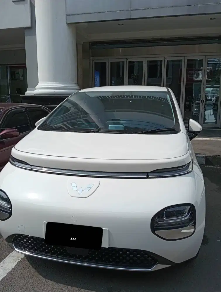 Wuling Cloud Lite Putih 2025