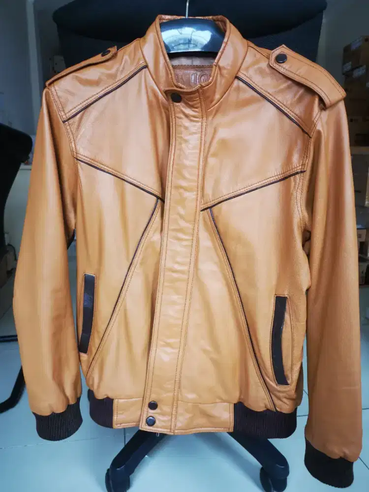Jaket Kulit Bomber Coklat Muda