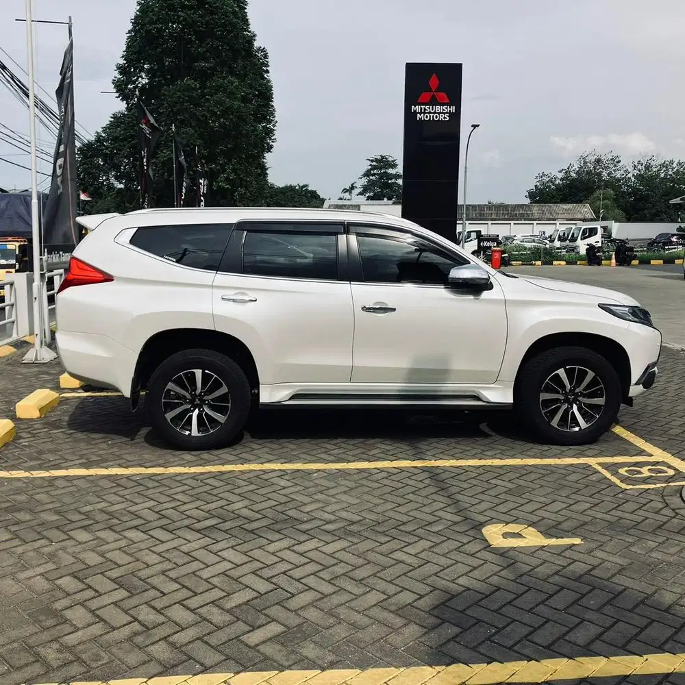 DIJUAL DAKAR 4x2 A/T 2019